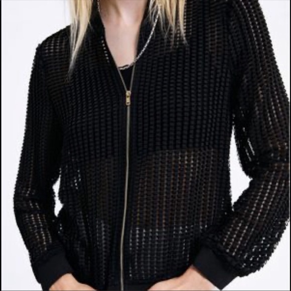 Zara - Picture 2 of 5